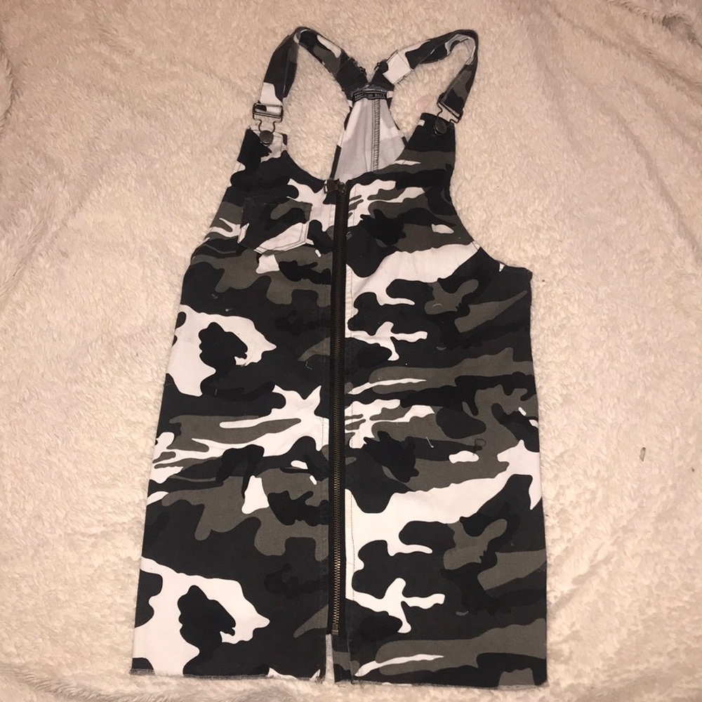 Woman’s Dress